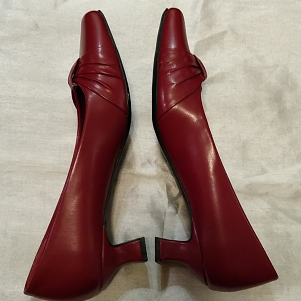 Red Waive easy street ladies dress heels - Picture 4 of 5